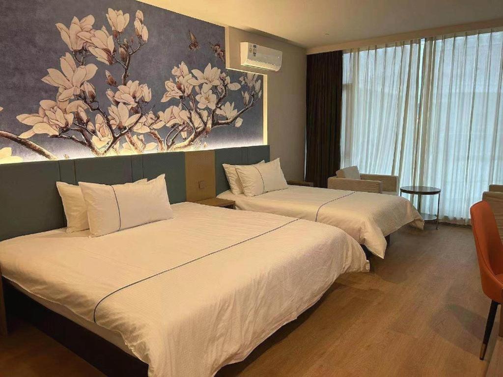 Magnotel Hotel Shanghai Railway Station Magnolia Plaza Exterior photo