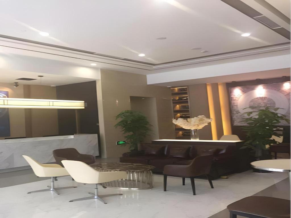 Magnotel Hotel Shanghai Railway Station Magnolia Plaza Exterior photo