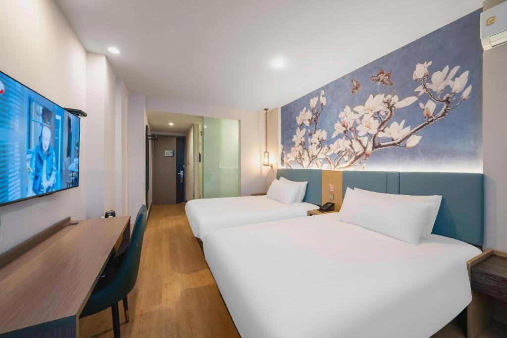 Magnotel Hotel Shanghai Railway Station Magnolia Plaza Exterior photo