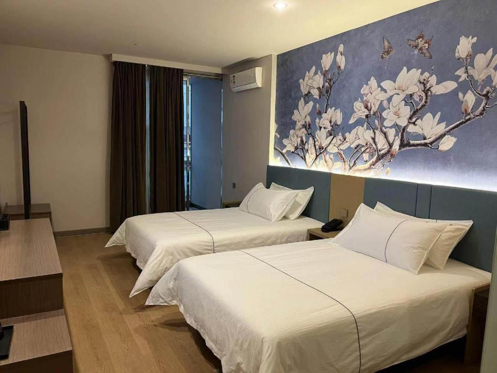 Magnotel Hotel Shanghai Railway Station Magnolia Plaza Exterior photo